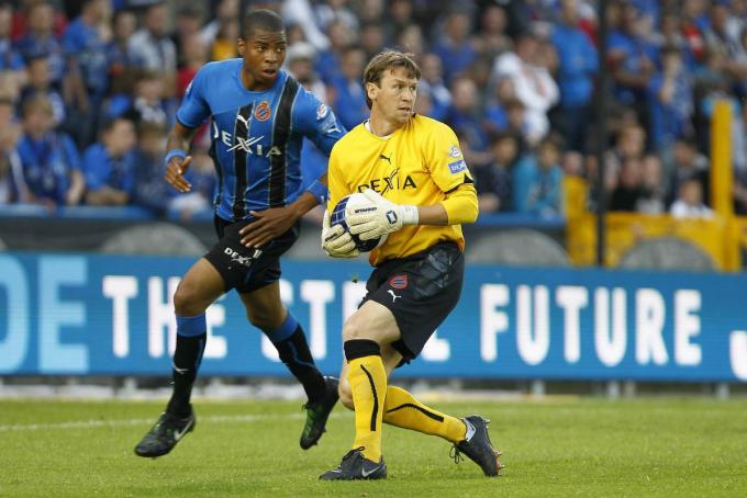 Geert De Vlieger (met Ryan Donk) als doelman van Club Brugge.© BELGA