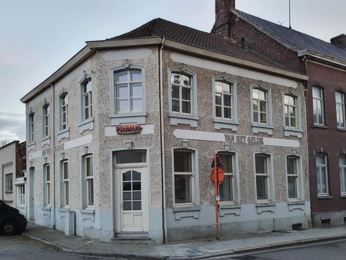 Café De Heerlijkheid blijft bestaan en wordt niet verkocht. (foto CH)