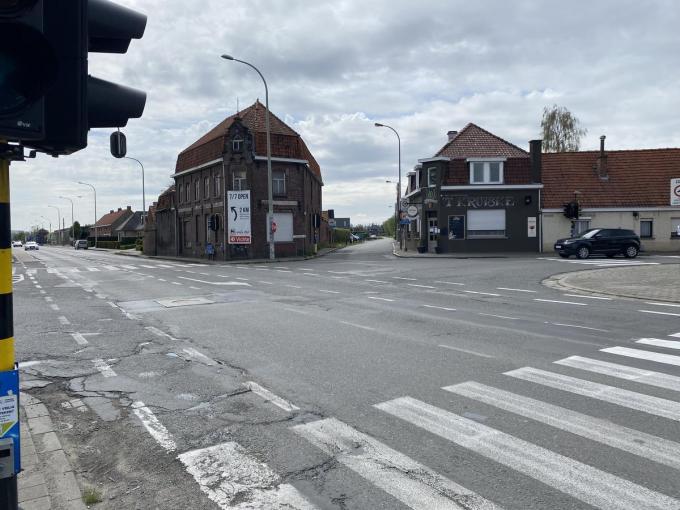 Vanaf het kruispunt Belgiek de Oude Vichtestraat inrijden, zal tijdelijk niet meer mogelijk zijn.© DRD