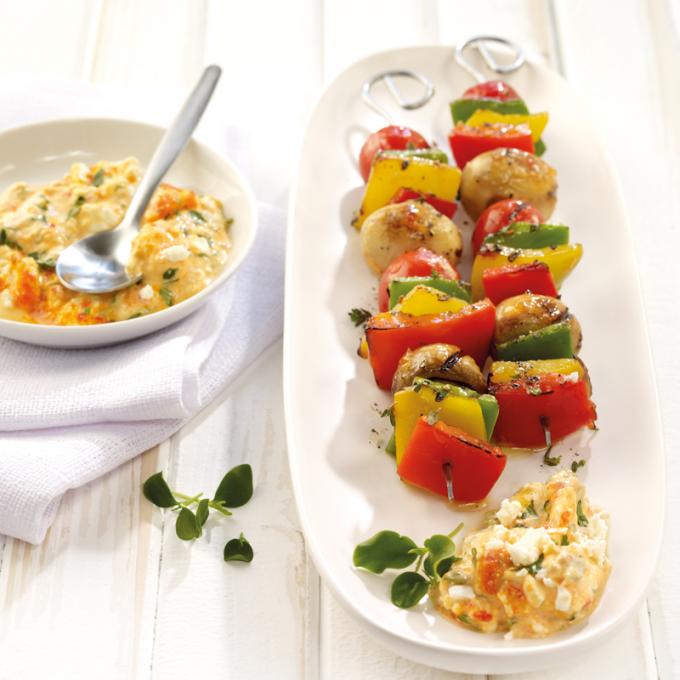 Brochettes de légumes et trempette au fromage de chèvre (4 points)