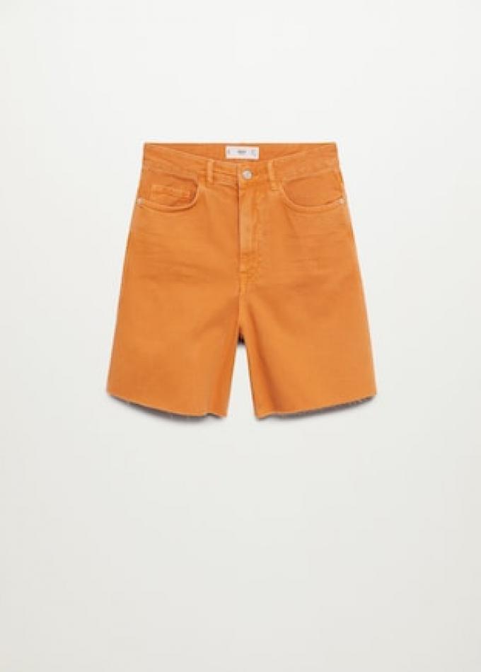Look 1: Oranje bermuda in jeans