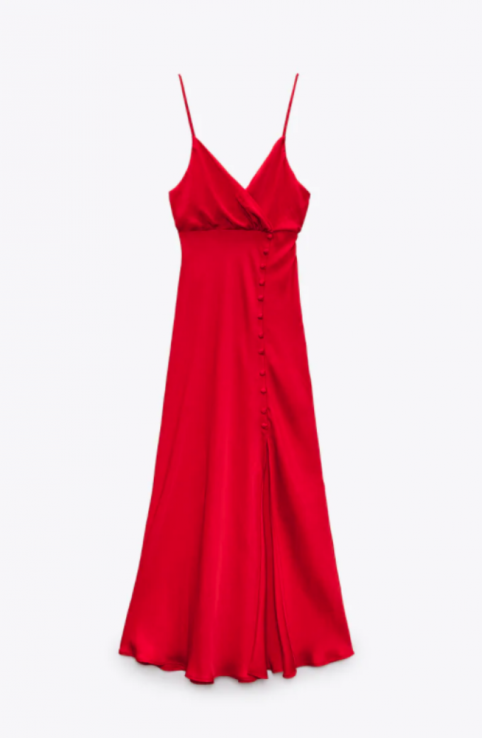 La robe longue rouge satinée
