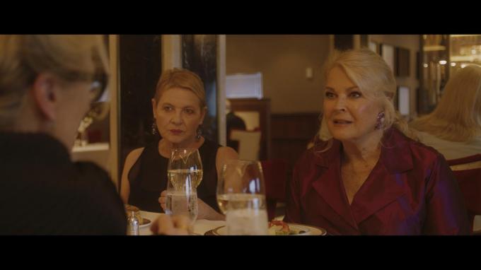 Uiterst links zit Meryl Streep, uiterst rechts zien we Gwen met net buiten beeld haar man Peter Soete. (gf)©Peter Andrews