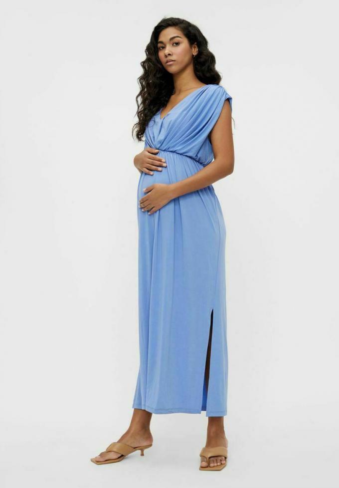 Robe longue bleu bébé avec ceinture et fente
