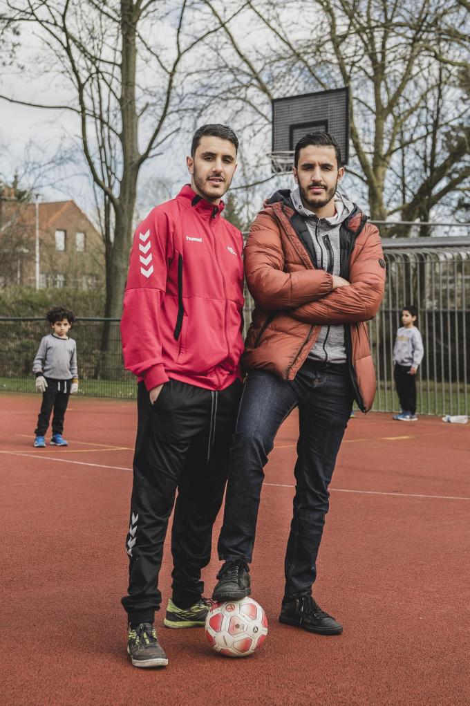 De tweelingbroers Younes en Youssef El Haddaji van vzw Red-Side Academy.© Olaf Verhaeghe