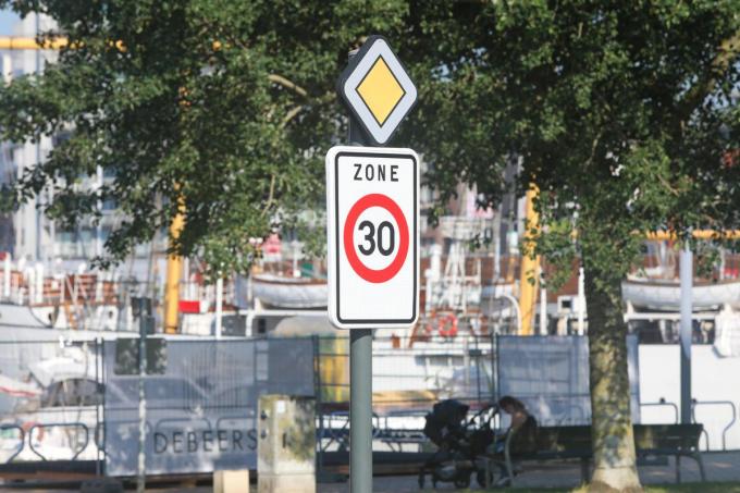 De meningen over zone 30 als algemene regel in Oostende zijn verdeeld.© PM