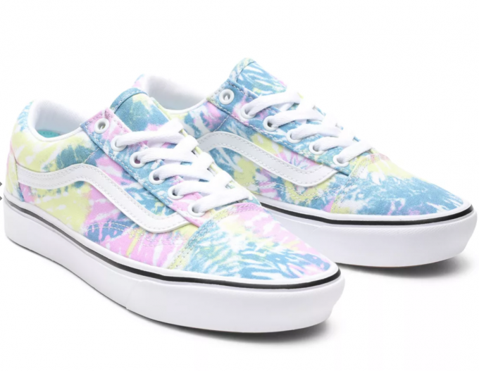 SNEAKERS TIE AND DYE