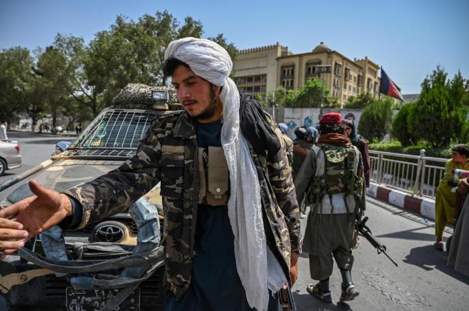 Talibanstrijders namen in een sneltempo het land over, met alle gevolgen vandien. (foto Belga)