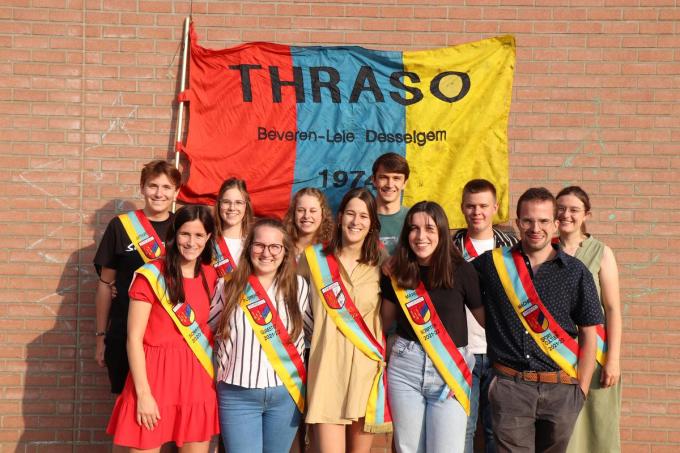 Boven herkennen we Arthur Verfaille, Justine Verbauw, Ine De wilde, Joren Impe, Gilles Meyhui en Laetitia Dendauw. Onder staan Luna Devlaminck, Florence Verfaillie, Jara Vandermeulen, Mano Devlaminck en Machiel Vandewalle.