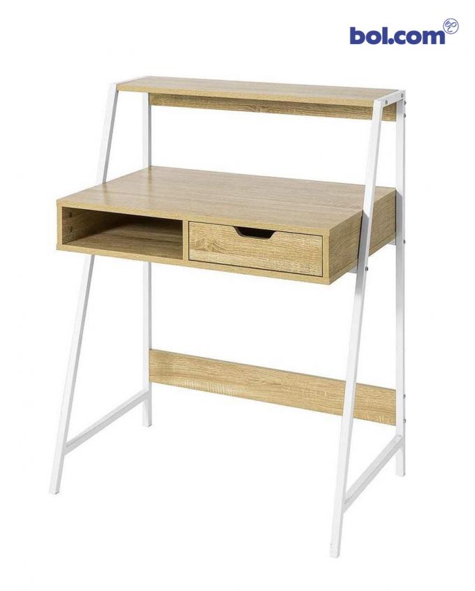 Het basisstuk: bureau in houtkleur