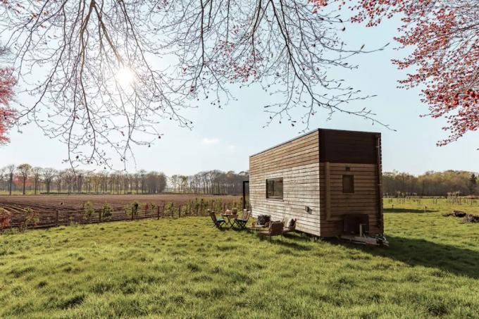 Tiny house aan de rand van een kasteelbos in Beernem
