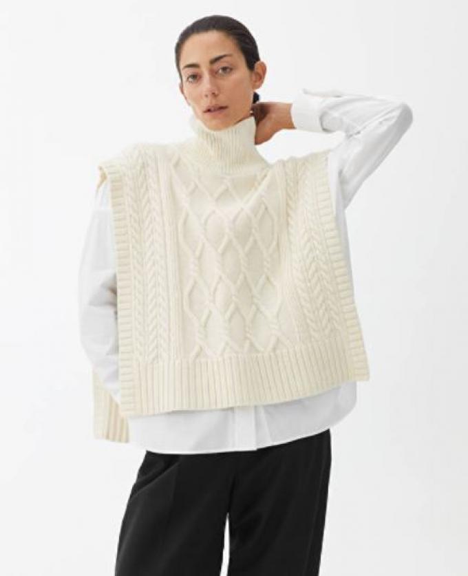 Wollen overgooier met turtleneck en kabelknit