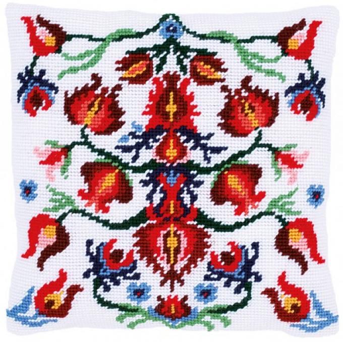 Kit de broderie pour coussin folklore