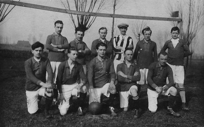 Het Tieltse voetbalverhaal start in 1920. (gf)