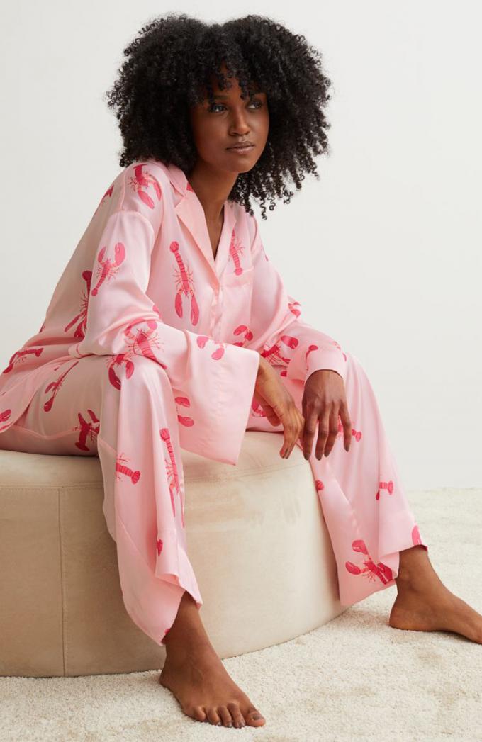 Kleurrijke pyjama met kreeften 