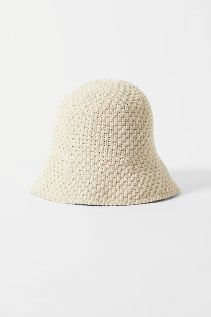 Berg Crochet Bucket Hat