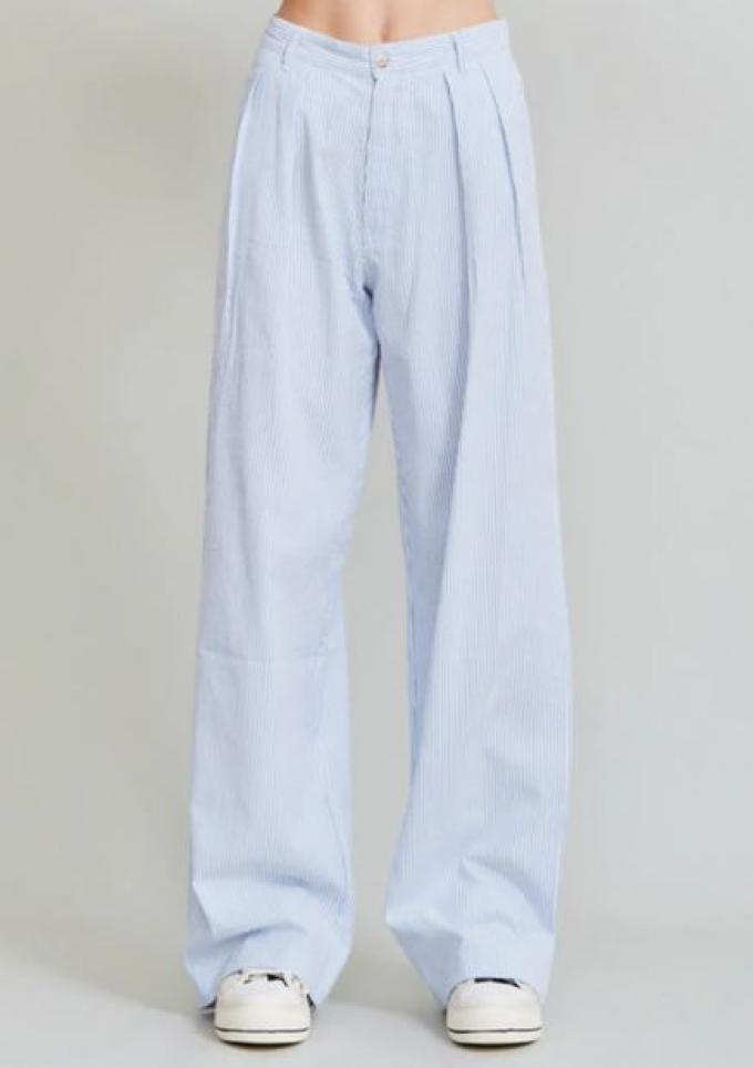 lichtblauwe broek met hoge taille in velours