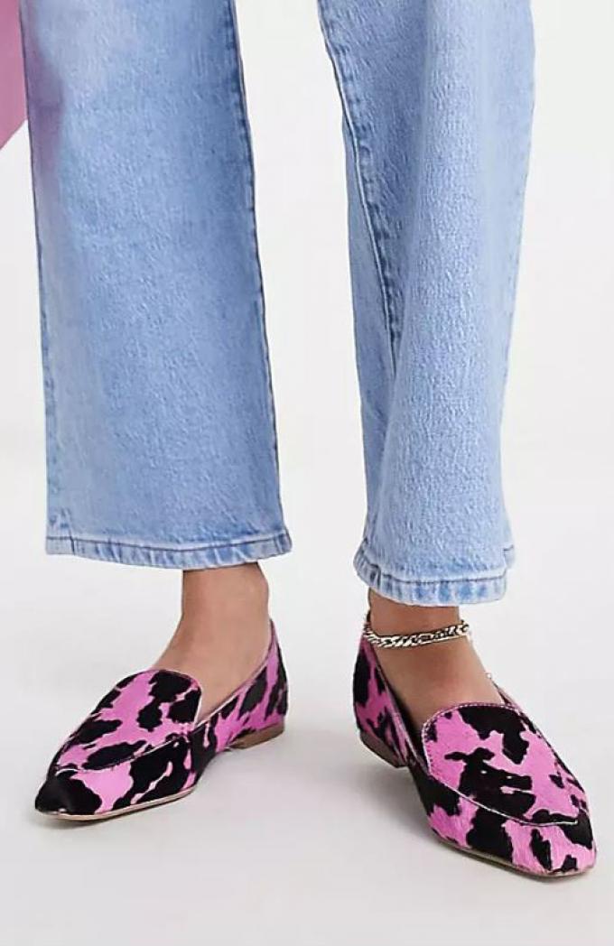 Loafers in koeprint