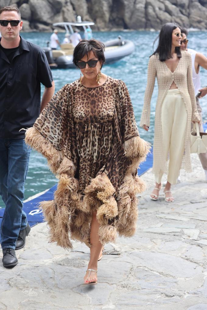 Kris Jenner en D&G le 21 mai 2022 à Portofino.