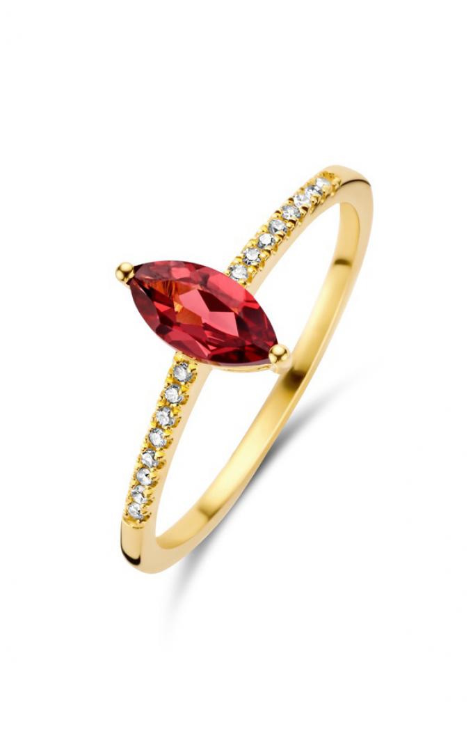 Ring met rode diamant 