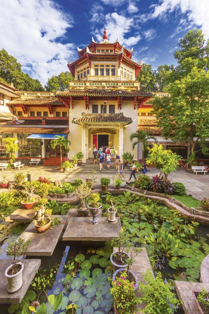 Vietnamees Historisch Museum in Ho Chi Minhstad, voormalig Saigon, de stad waar Graham Greene jarenlang verbleef.