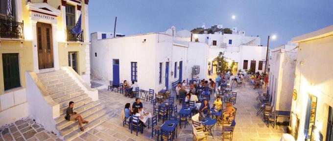 Ambiance typiquement grecque de soirées anafiotes.