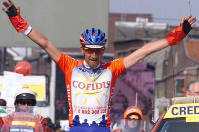 Hoe Frank Vandenbroucke in 1999 Luik-Bastenaken-Luik won: ‘Plots begon hij op zijn wielen te dansen’