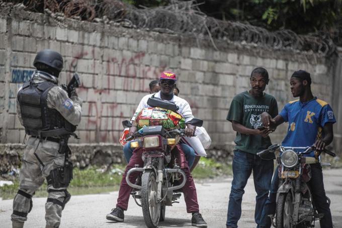 Les bandes armées contrôlent certaines zones d’Haïti sur lesquelles elles font régner leur loi.