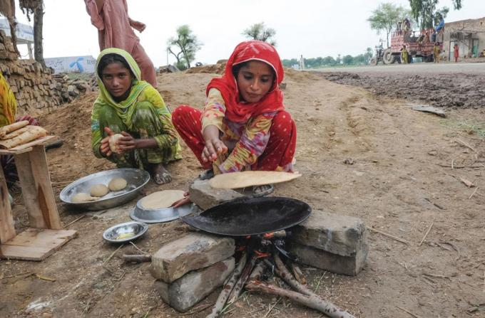 Au Pakistan, la différence est grande entre le sort des femmes en zone urbaine et en milieu rural.