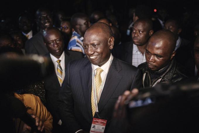 Le vice-président sortant et candidat à la présidence William Ruto se présente comme un «bosseur» face aux prétendants des «dynasties Odinga et Kenyatta».