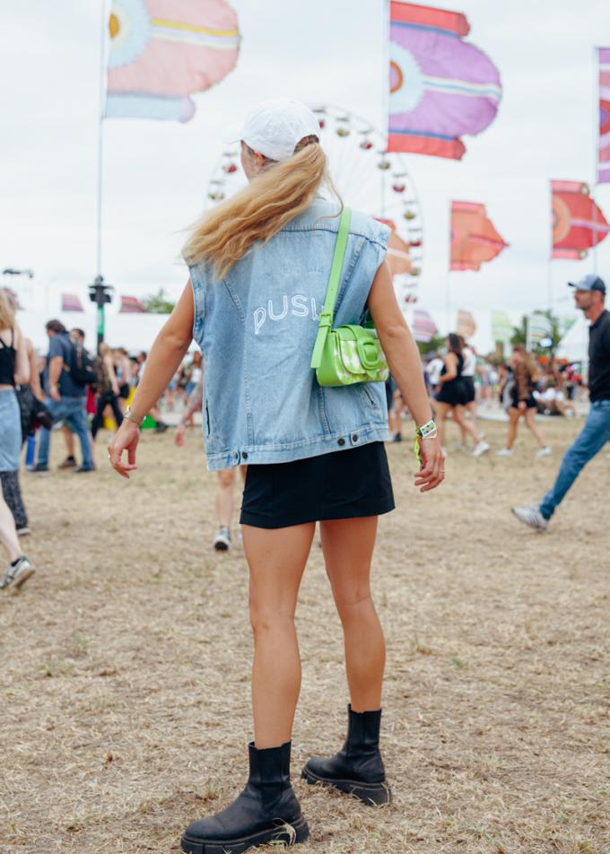 De festivaltrend: denim + fluo