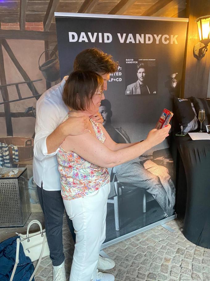Natuurlijk mag nà de show een foto met haar idool David Vandyck niet ontbreken.
