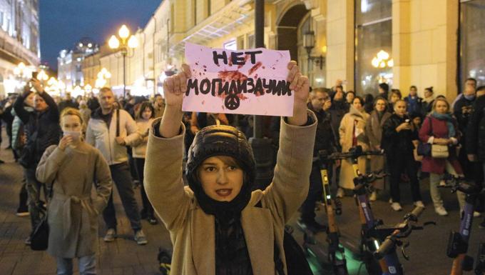 Les manifestations contre la mobilisation, concentrées d’abord dans certaines grandes villes, touchent désormais aussi des régions plus reculées, comme le Daghestan.