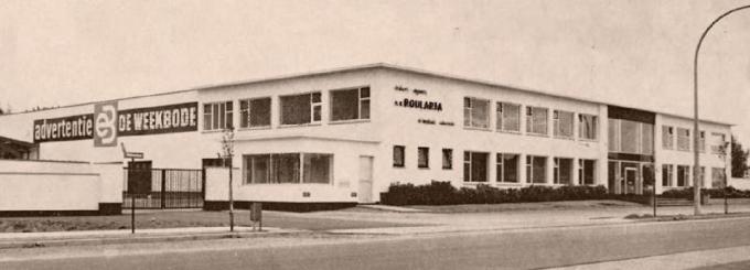 In 1964 werd het gloednieuwe hoofdkantoor van Roularta langs de Meiboomlaan in Roeselare in gebruik genomen.