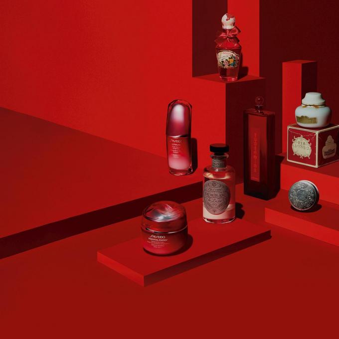 From the launch of Eudermine in 1897 to the star serum Ultimune, Shiseido is always at the forefront of innovation.