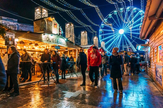 marche de noel liege