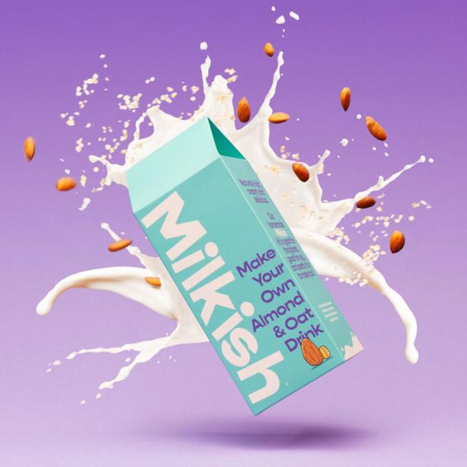 Doe-het-zelf veganistische melk