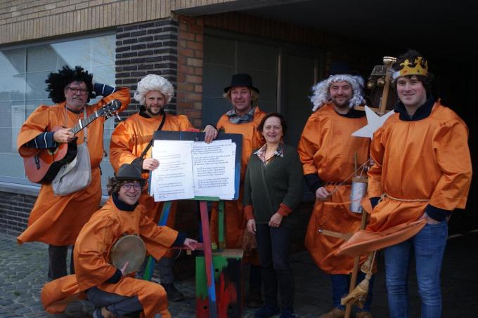 Zes zingende Koningen voor verkeersveiligheid - KW.be
