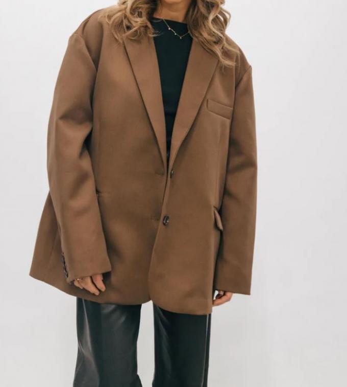 Oversized boxy blazer in bruin
