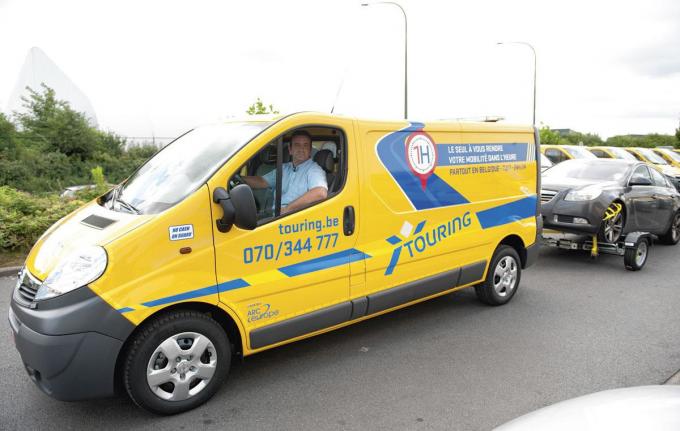 Pourquoi AG Insurance prend le contrôle total de Touring