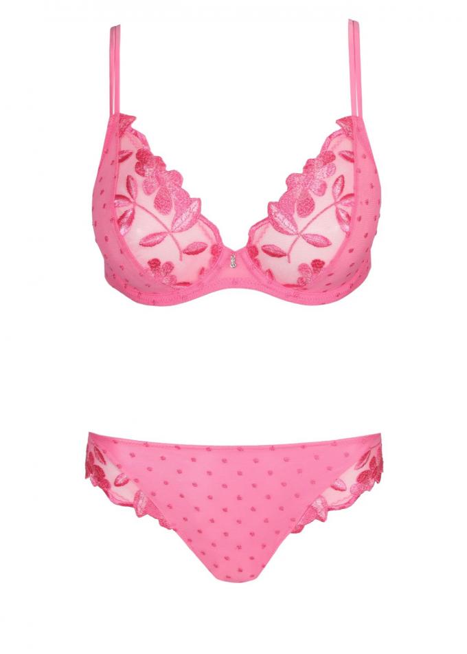 Roze set met beugelbeha