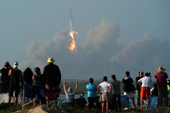 Après une série noire, la mégafusée Starship de Musk retrouve le succès