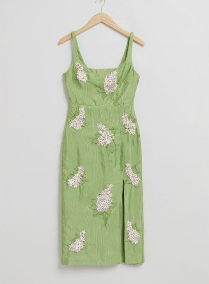 Groene midi-jurk met bloemen embroideries