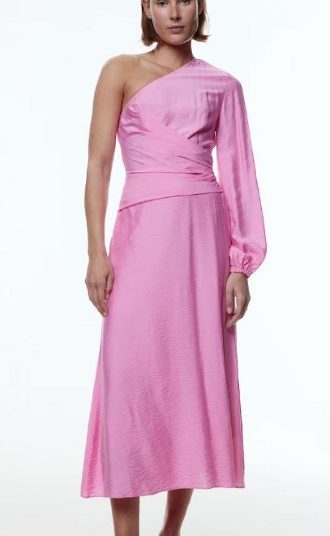 One-shoulder-jurk in roze met ballonmouw