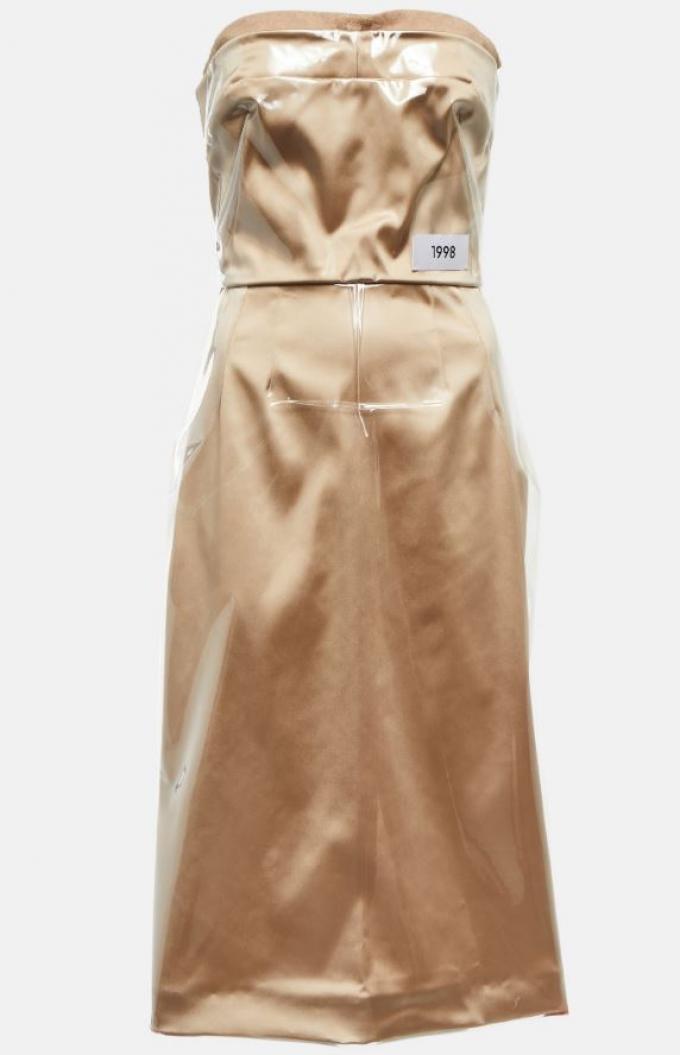 Satijnen midi-jurk met glanzende PVC-look 