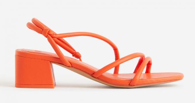 Halfhoge muiltjes in oranje met chunky straps