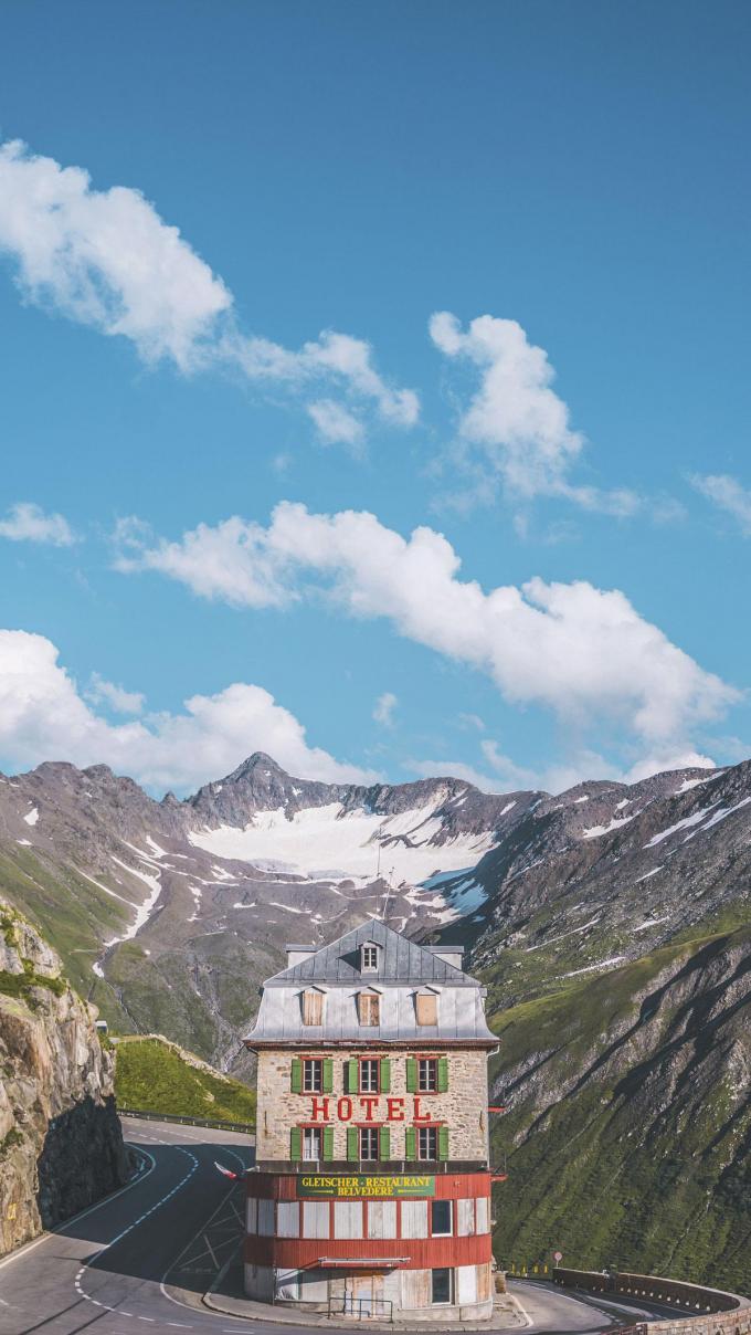 L’hôtel Belvédère dans les Alpes suisses.