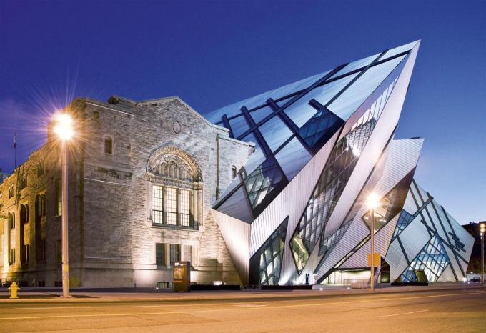 Royal Ontario Museum L’art le plus raffiné du monde vous attend derrière cette façade impressionnante