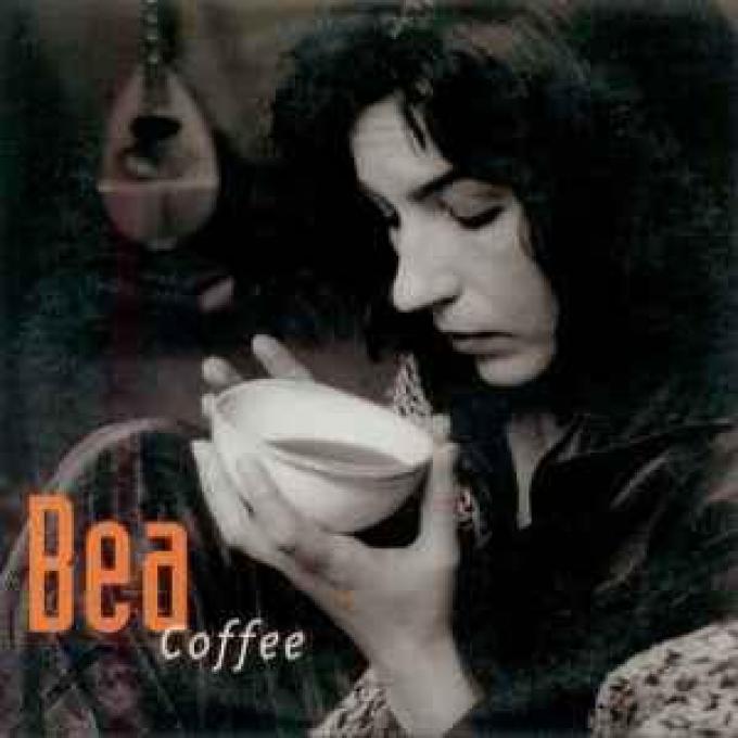 Coffee, de single die Bruggeling Patrick Hamilton voor Bea Van der Maat producete.