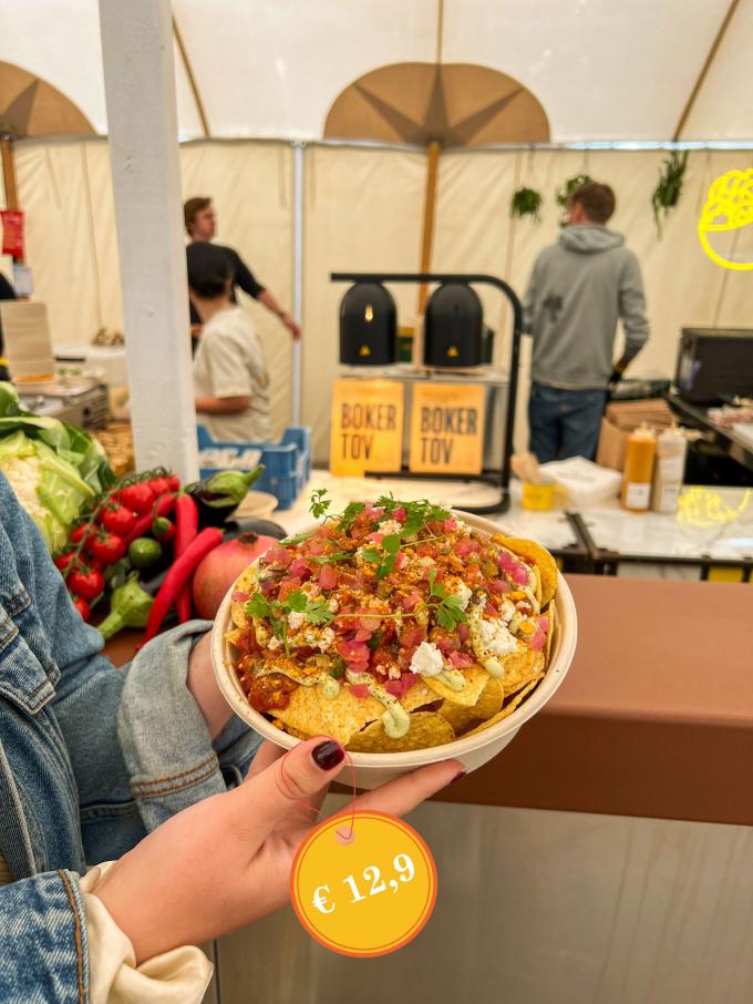 Loaded veggie nacho’s van Bokertov